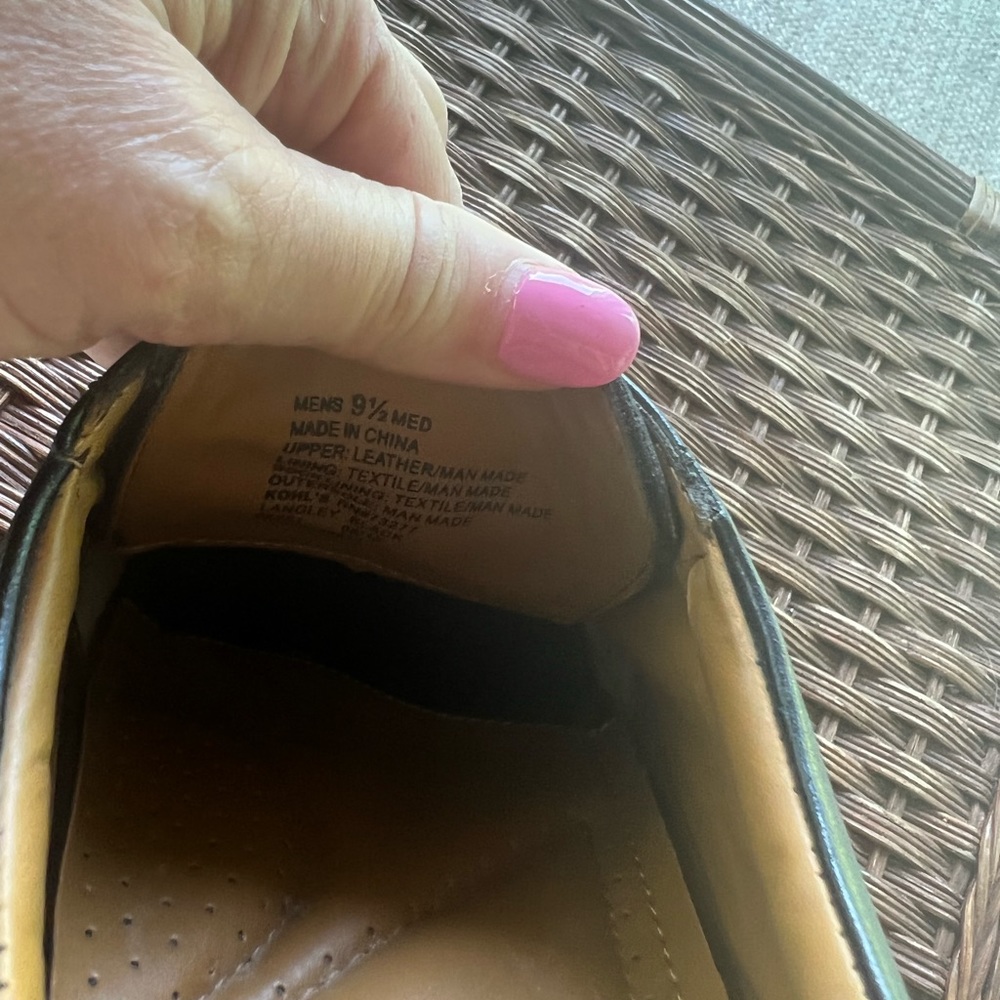 Croft and barrow size 9 1/2 men’s dress shoes - Picture 8 of 8